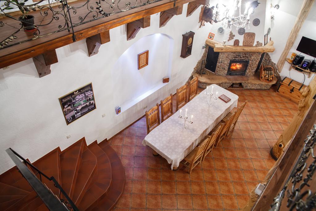 Karalinski Falvarok Tyzengauza Hotel Korolino  Szoba fotó