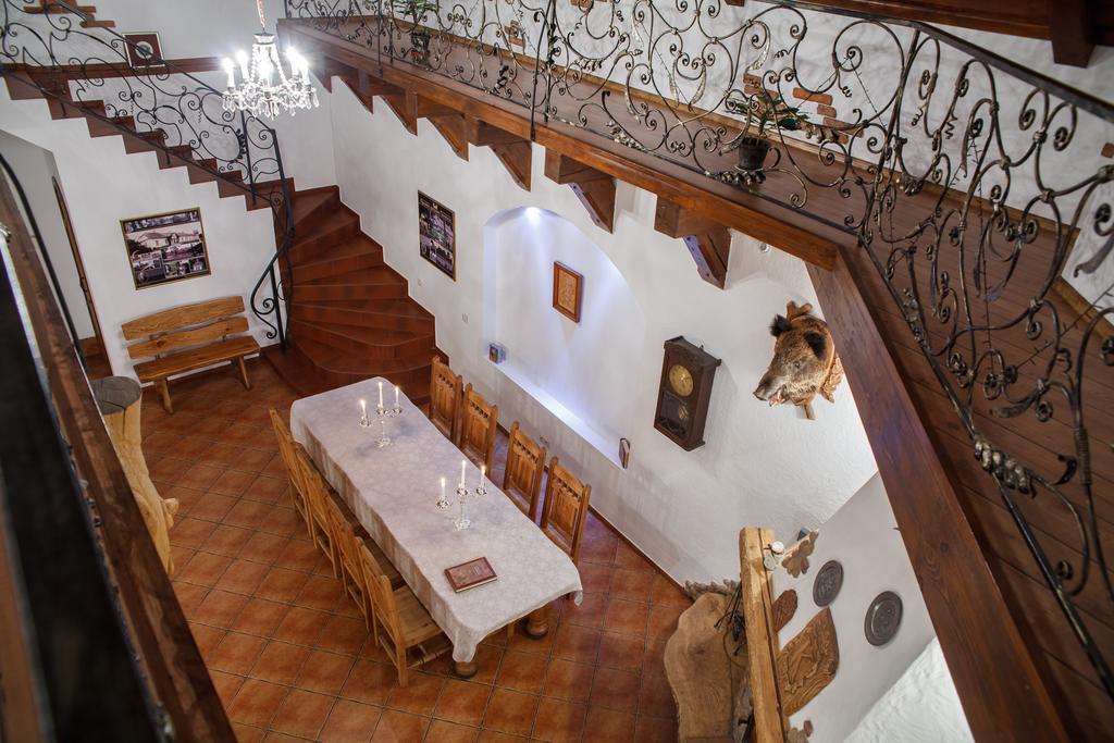 Karalinski Falvarok Tyzengauza Hotel Korolino  Szoba fotó