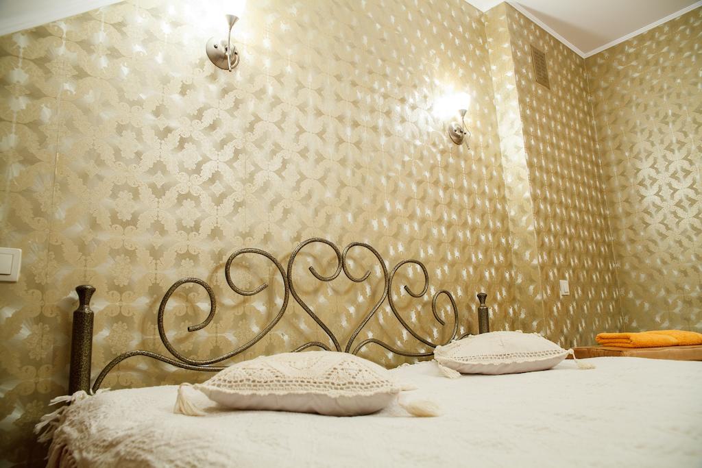 Karalinski Falvarok Tyzengauza Hotel Korolino  Szoba fotó