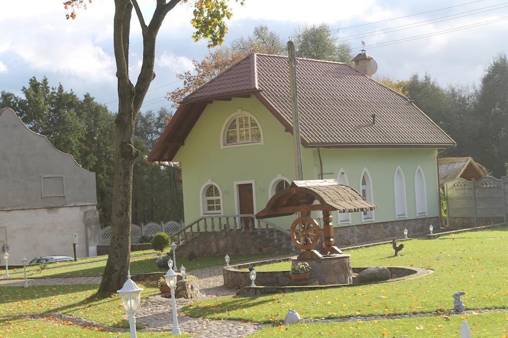 Karalinski Falvarok Tyzengauza Hotel Korolino  Kültér fotó