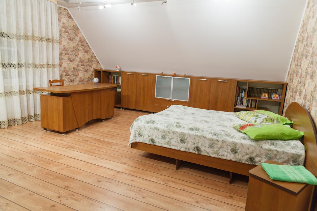 Karalinski Falvarok Tyzengauza Hotel Korolino  Szoba fotó