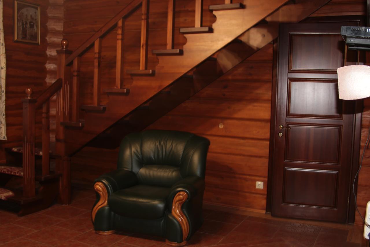 Karalinski Falvarok Tyzengauza Hotel Korolino  Kültér fotó