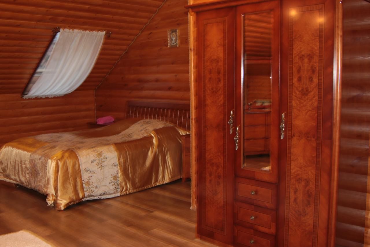 Karalinski Falvarok Tyzengauza Hotel Korolino  Kültér fotó