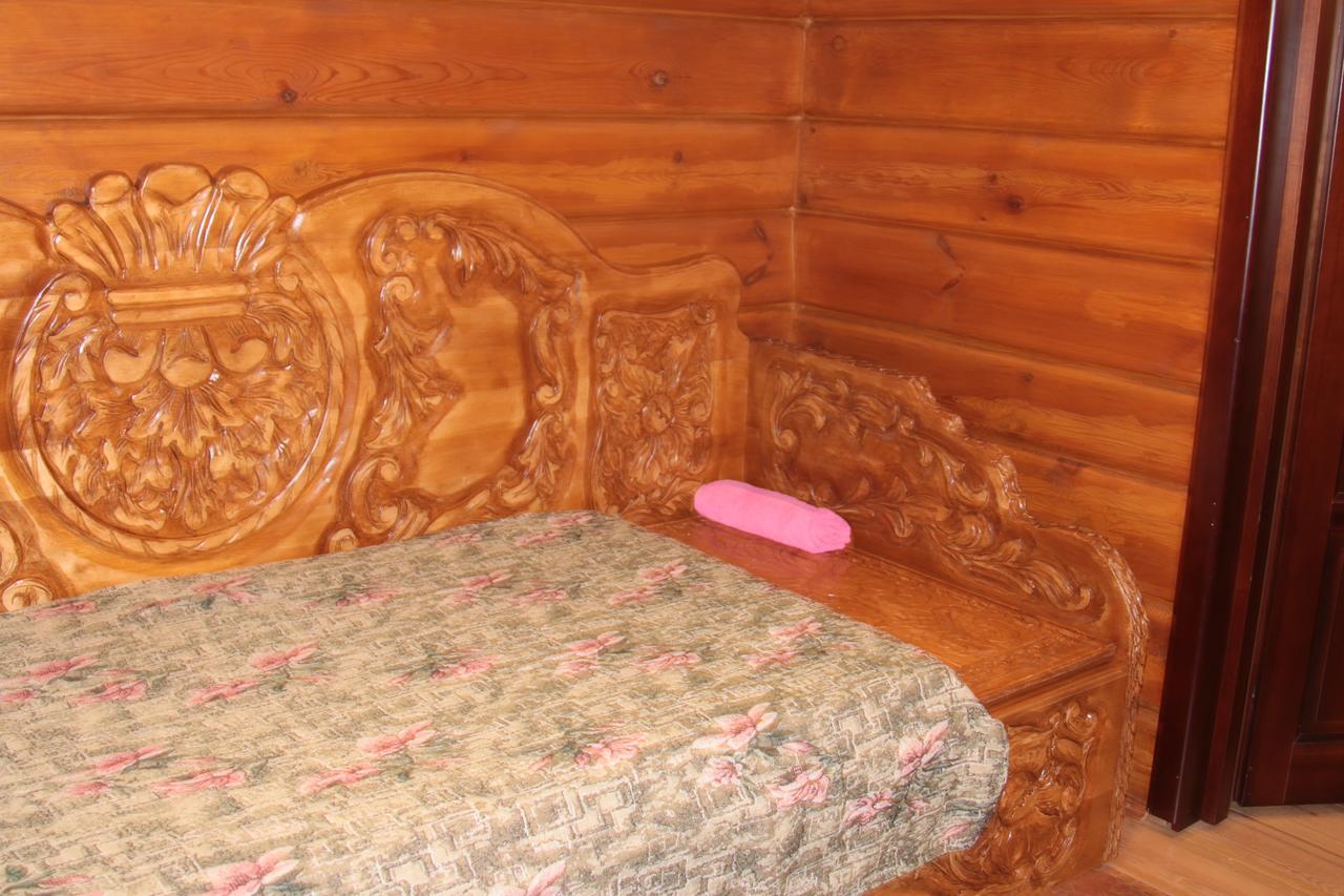 Karalinski Falvarok Tyzengauza Hotel Korolino  Kültér fotó